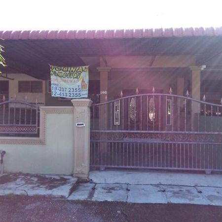 אלור סטאר Deenaz Utara Homestay מראה חיצוני תמונה